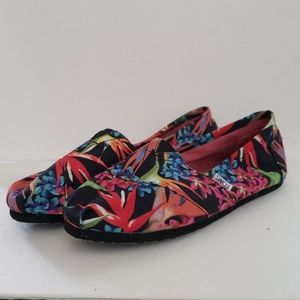 Toms flats shoes women size 10